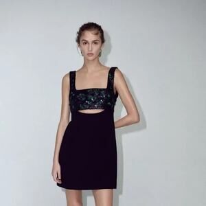 Zara Embroidered Yoke Mini Sequin Dress Womens Large Blk Green Limited Edition